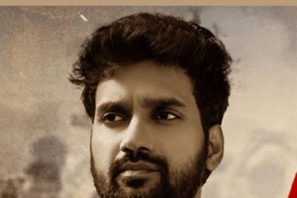 Pravasa Bharatheeyudu